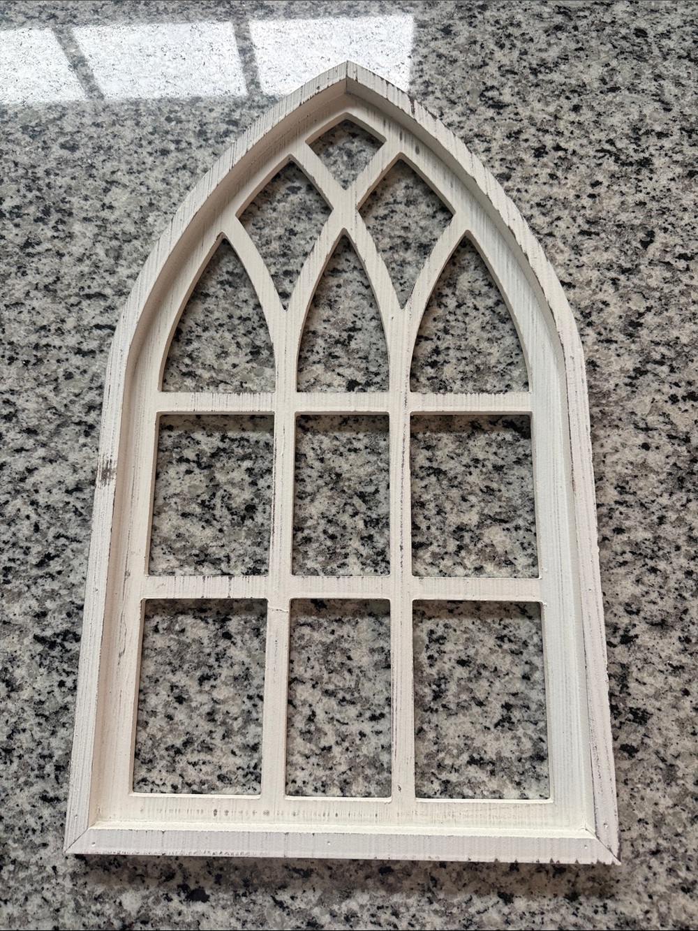 Arched Window Pane Wall Décor - White